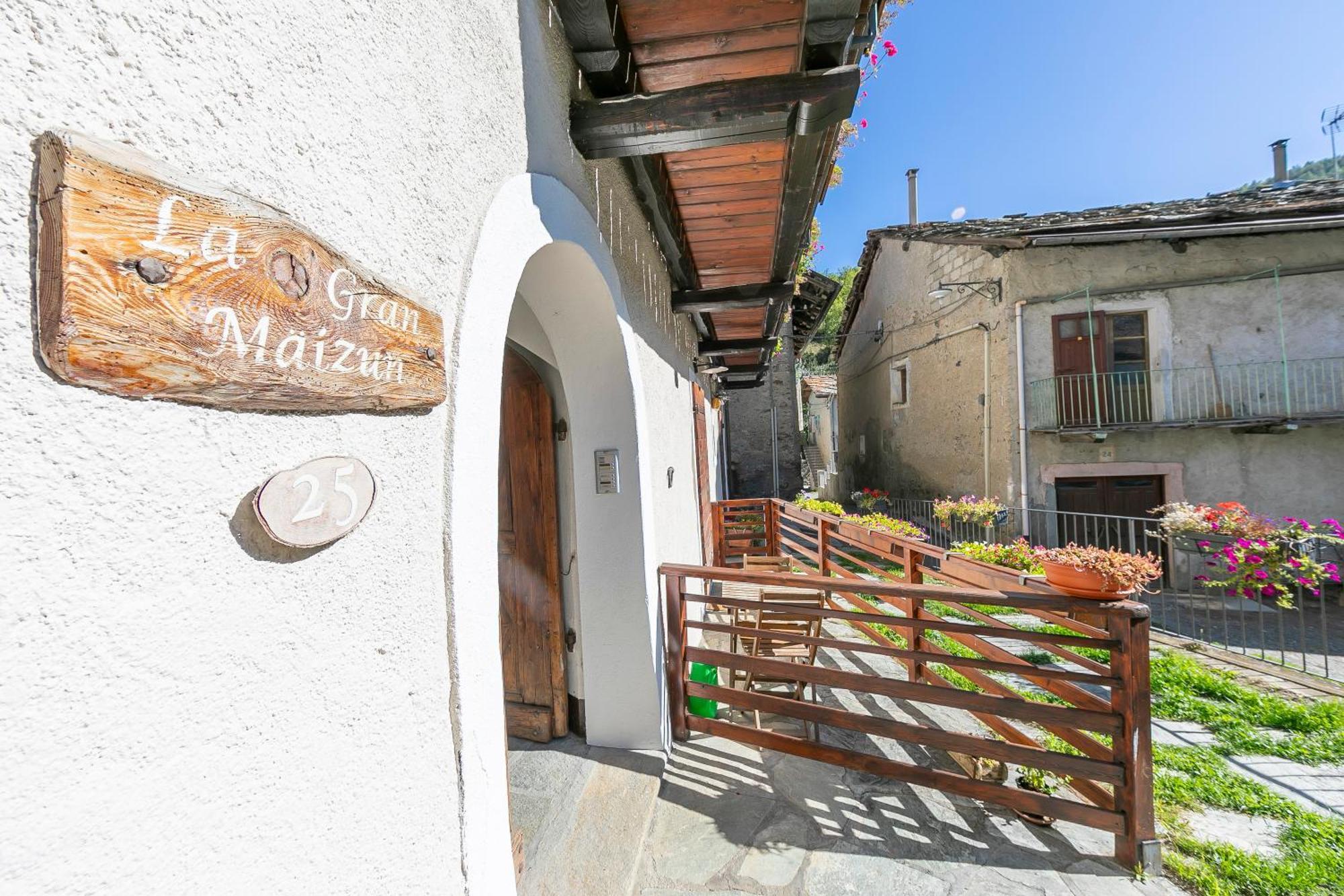 San Marco Lodge Apt Mountain Retreat - Happy Rentals Oulx Εξωτερικό φωτογραφία